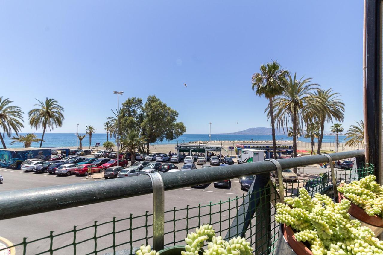 Soek Pedregalejo Seafront Holidays Homes Málaga Esterno foto