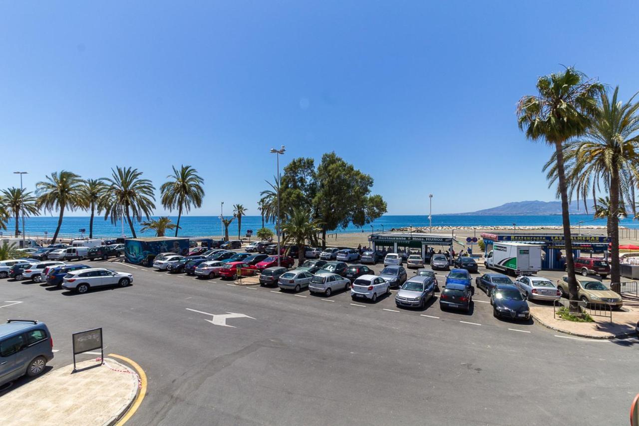 Soek Pedregalejo Seafront Holidays Homes Málaga Esterno foto